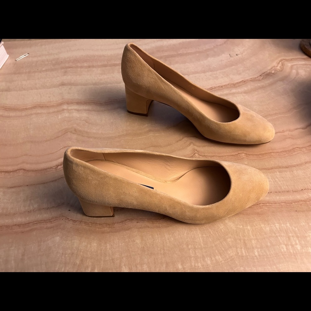Stuart Weitzman Bridget sand/dune/beige suede size 6 - Picture 4 of 4